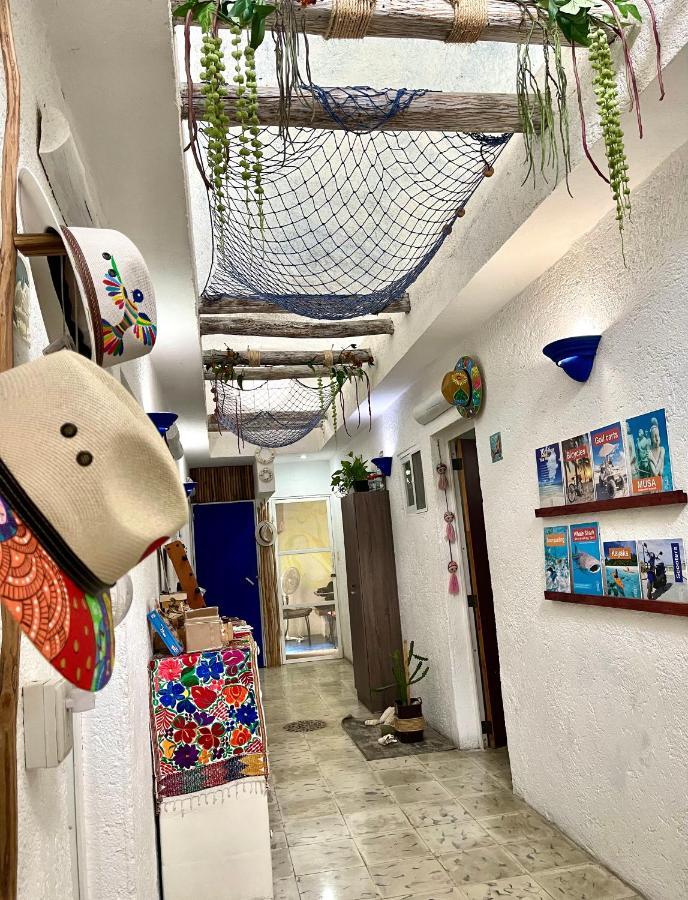 Itze Hostel Isla Mujeres Exterior photo
